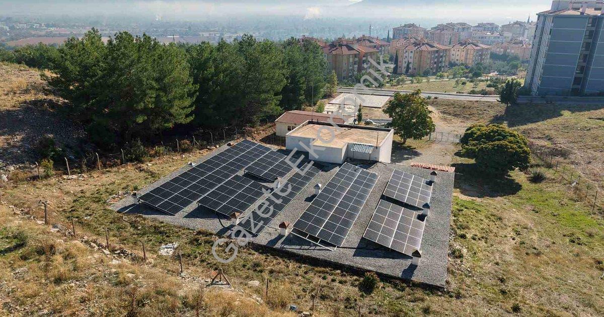 "MUSKİ, güneşten ürettiği enerjiyle 42 milyon TL tasarruf etti" başlıklı haber için fotorealistik, p