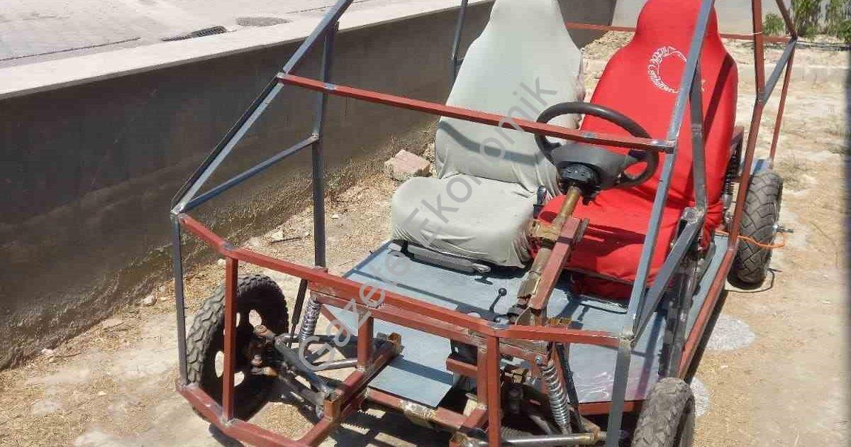 DENİZLİ’DE ELON MUSK’A TAŞ ÇIKARAN MUCİT, TESLA’NIN CYBERTRUCK VİDEOLARINDAN İLHAM ALARAK, BOŞ VAKİTLERİNDE HURDA MALZEMELERİ DEĞERLENDİRİP EVİNDE TEK KİŞİLİK ELEKTRİKLİ BİR PİCK-UP ÜRETTİ.