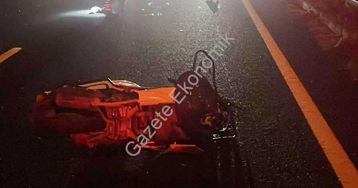 "Manisa Salihli’de motosiklet devrildi: Sürücü yaşamını yitirdi" başlıklı haber için fotorealistik,