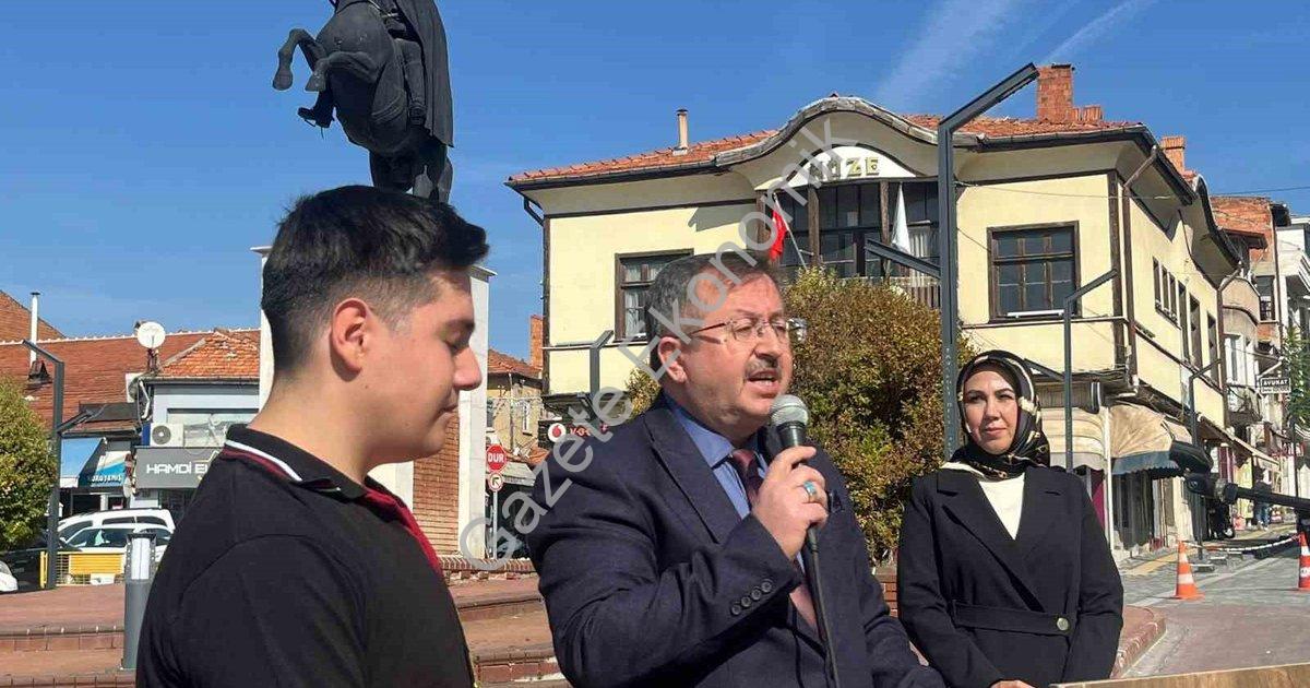 "Tavşanlı’da Ahilik Haftası coşkuyla kutlandı" başlıklı haber için fotorealistik, profesyonel bir ha