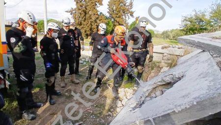 AFAD, Aydın’da gönüllülere uygulamalı afet eğitimi verdi