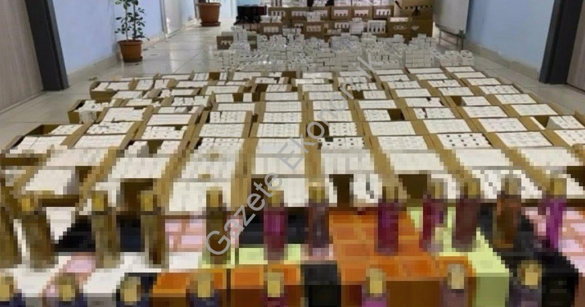 "Kütahya Tavşanlı’da 3.755 şişe kaçak parfüm yakalandı" başlıklı haber için fotorealistik, profesyon