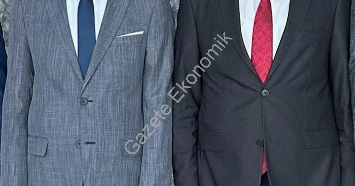 "TÜGVA Kütahya İl Temsilciliğine Mehmet Zeybek getirildi" başlıklı haber için fotorealistik, profesy