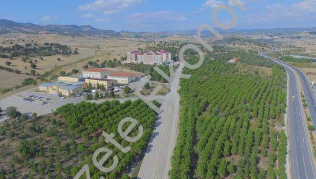 Gediz’de ikametini taşıyan üniversitelilere 2.000 TL hediye