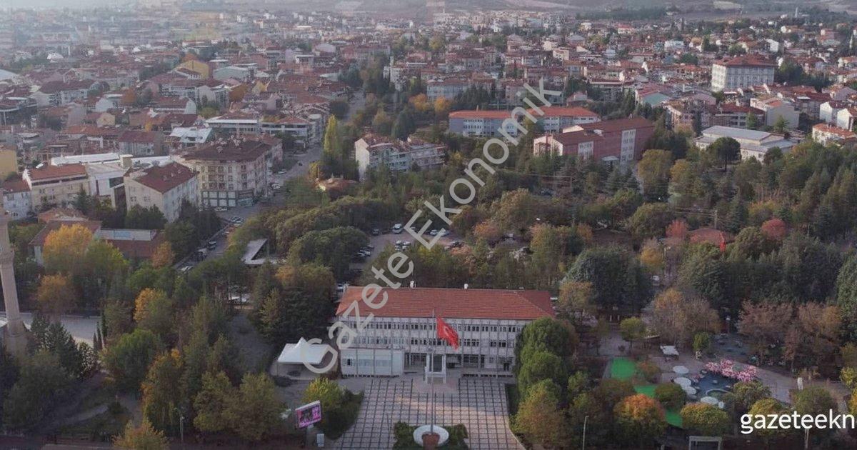 GEDİZ BELEDİYESİ’NDEN ÜNİVERSİTE ÖĞRENCİLERİNE ÇAĞRI