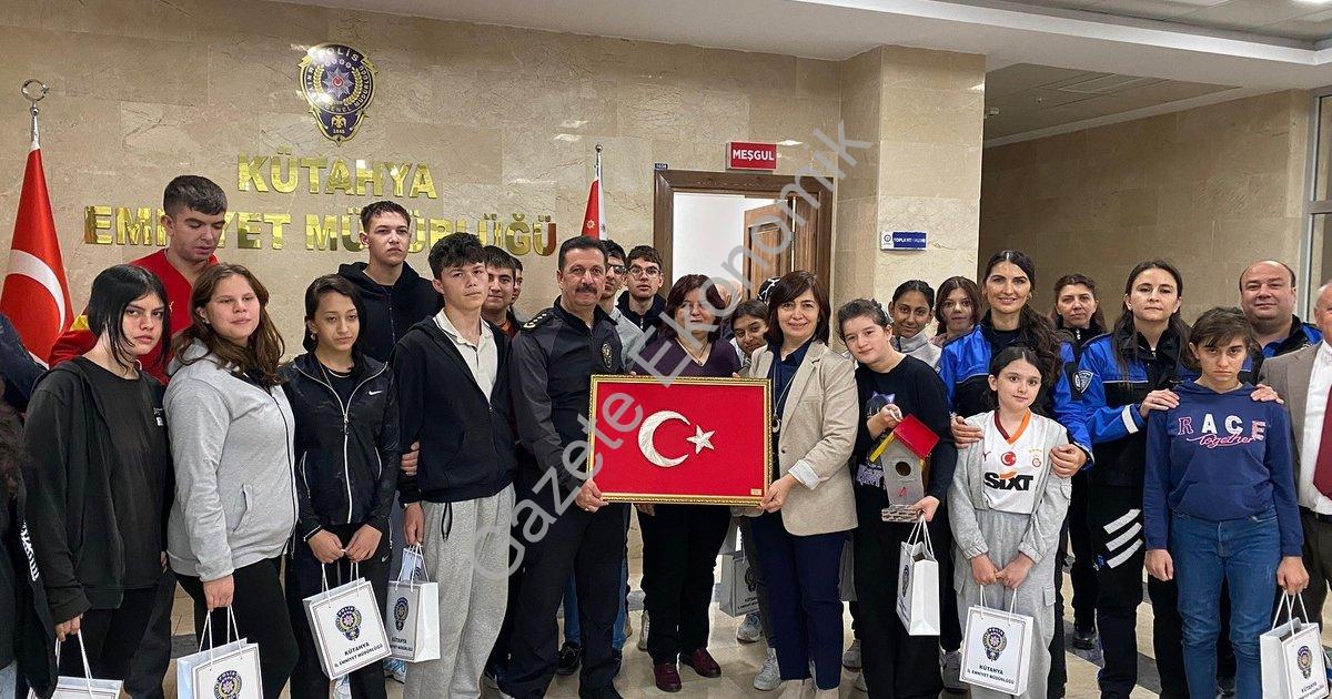 ÖZEL KALPLERDEN KÜTAHYA İL EMNİYET MÜDÜRLÜĞÜ'NE ANLAMLI ZİYARET