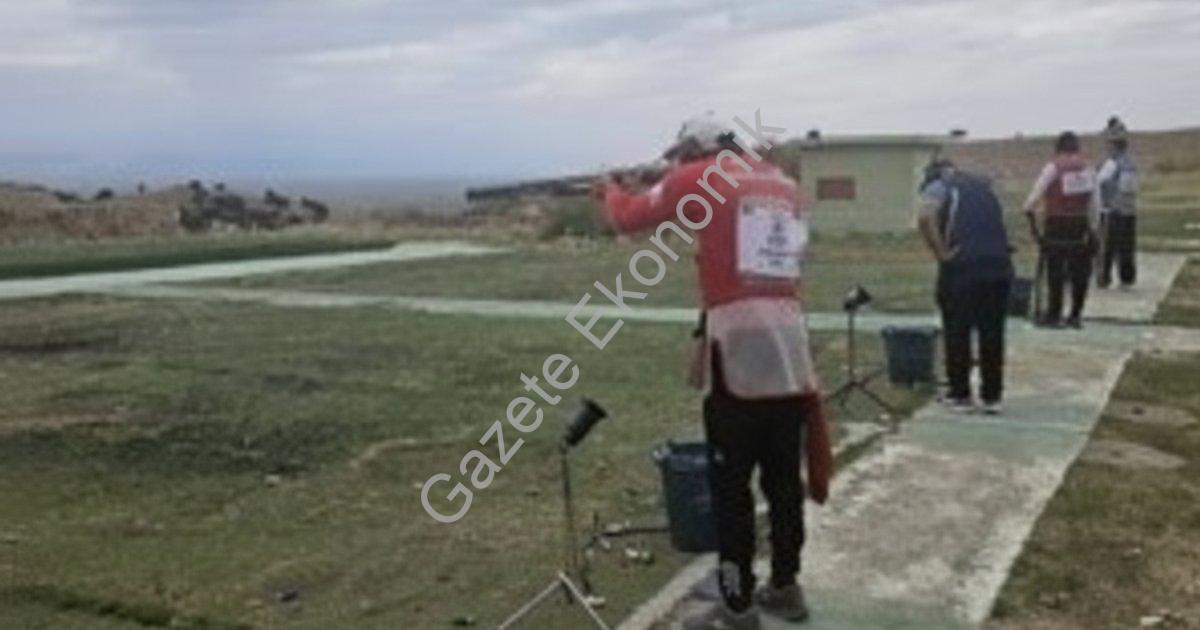 "Aydın’da Cumhuriyet coşkusu sporla büyüyor" başlıklı haber için fotorealistik, profesyonel bir habe