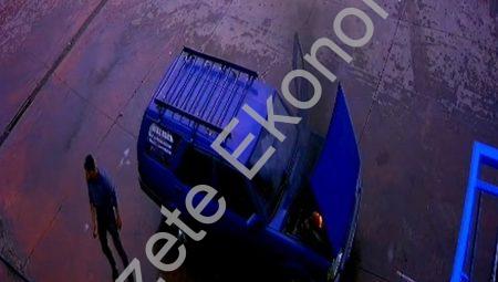 Manisa Alaşehir’de alev alan araçtan aile saniyelerle çıktı