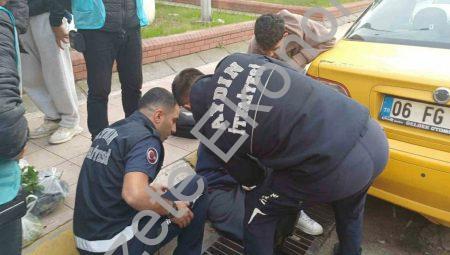 Efeler’de mazgala sıkışan vatandaş itfaiye ekiplerince kurtarıldı