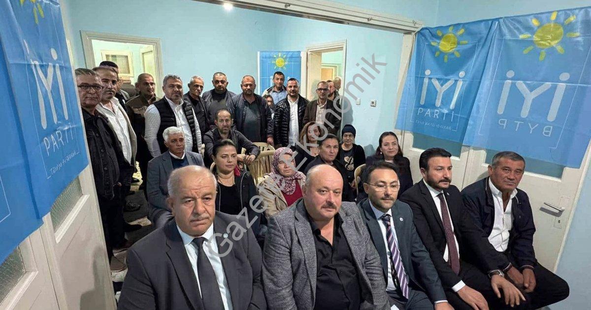 İYİ PARTİ SARIGÖL İLÇE TEŞKİLATININ 4. OLAĞAN KONGRESİNDE MEVCUT BAŞKAN AHMET AKTAN TEK LİSTEYLE YENİDEN BAŞKAN SEÇİLEREK GÜVEN TAZELEDİ.