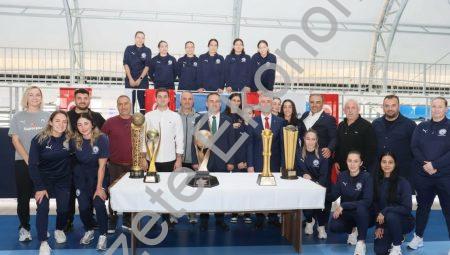 Vali Akbıyık’tan Yalıkavakspor’a Avrupa öncesi moral dopingi