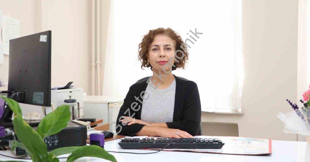 "Doç. Dr. Durak: Kekemelikte ilk adım çocuğu sabırla dinlemek" başlıklı haber için fotorealistik, pr