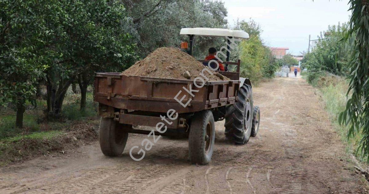 NAZİLLİ BELEDİYESİ’NDEN BEREKETLİ’DE YOL ÇALIŞMASI