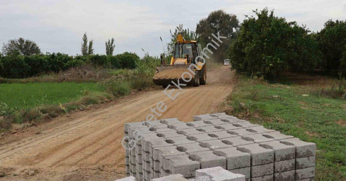 NAZİLLİ BELEDİYESİ’NDEN BEREKETLİ’DE YOL ÇALIŞMASI