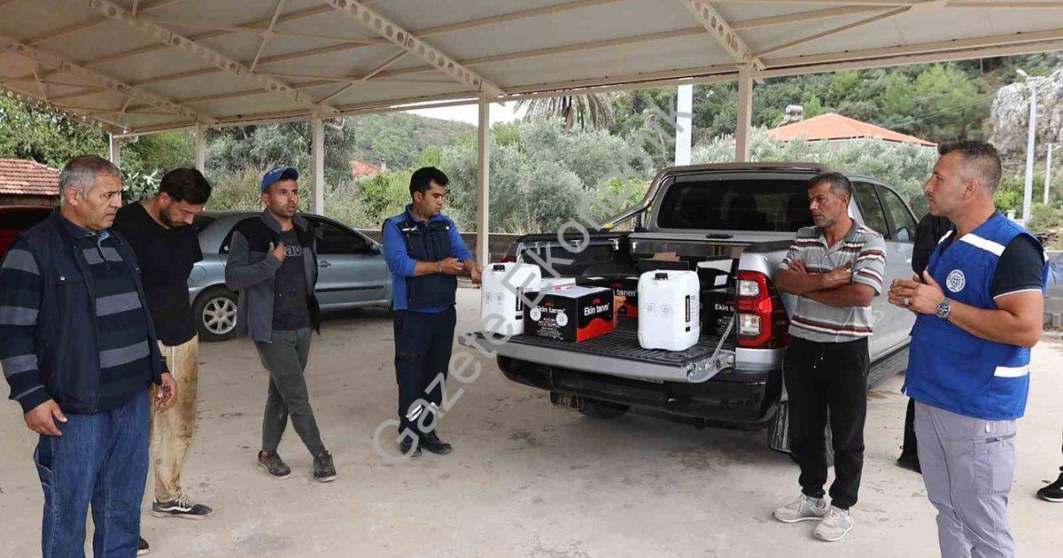 MUĞLA BÜYÜKŞEHİR BELEDİYESİ, ORTACA’DA GEÇTİĞİMİZ HAFTA ETKİLİ OLAN YOĞUN YAĞIŞLARIN ARDINDAN SERALARI ZARAR GÖREN ÜRETİCİLERE DESTEK OLDU.