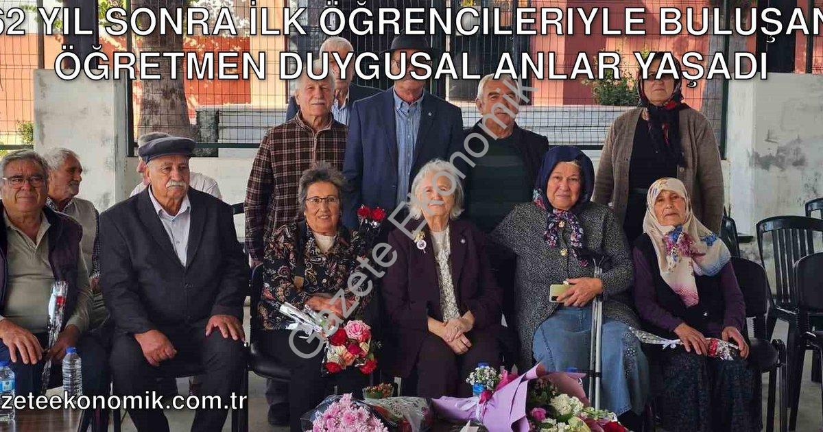 "62 Yıl Sonra İlk Öğrencileriyle Buluşan Öğretmen Duygusal Anlar Yaşadı" başlıklı haber için fotorea