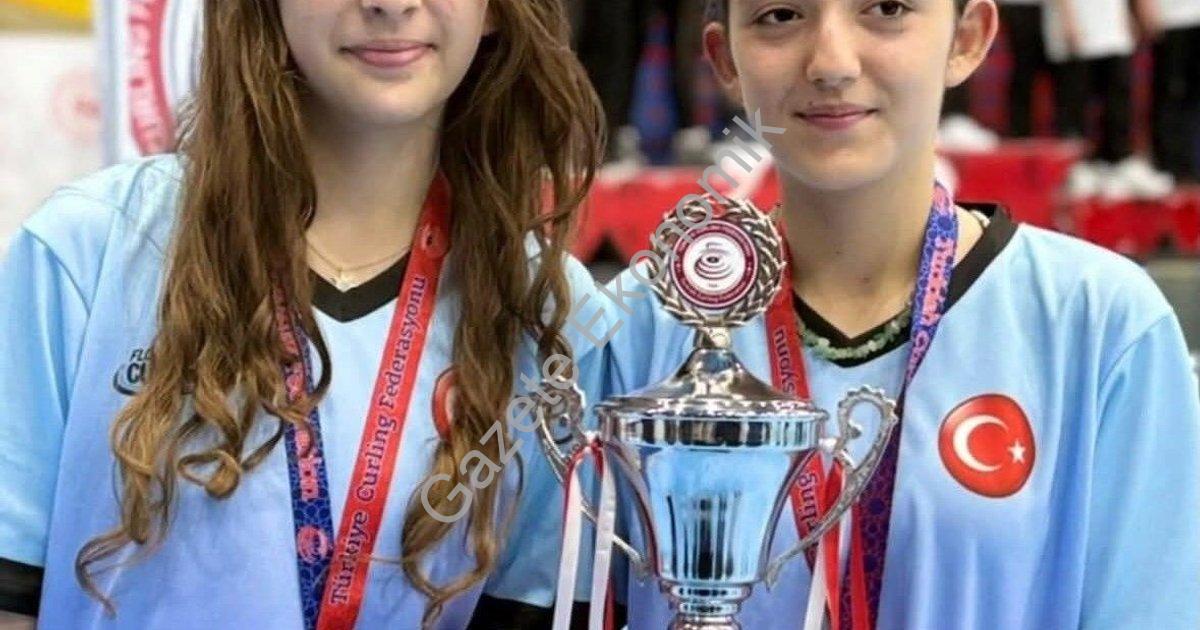 "Köyceğiz’den İki Sporcu Floor Curling Milli Takım Kampında" başlıklı haber için fotorealistik, prof