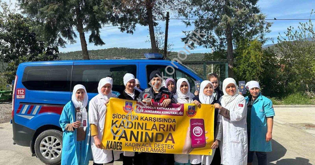 "Bozdoğan'da Güvenlik Güçlerinden Kadınlara KADES Eğitimi" başlıklı haber için fotorealistik, profes