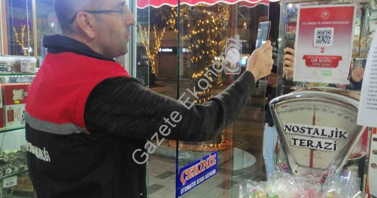 "Uşak'ta Gıda Güvenliği Seferberliği: Riskli Ürünlere Gece Gündüz Takip" başlıklı haber için fotorea