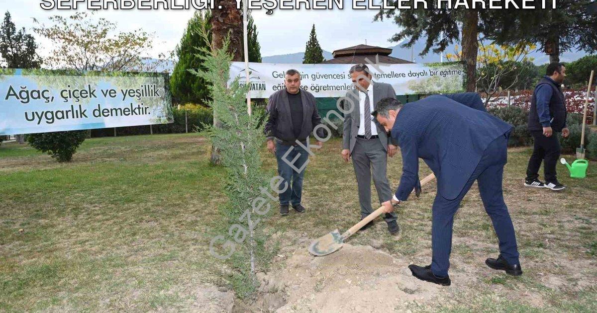 "Denizli Milli Eğitim’den Çevre Seferberliği: Yeşeren Eller Hareketi" başlıklı haber için fotorealis