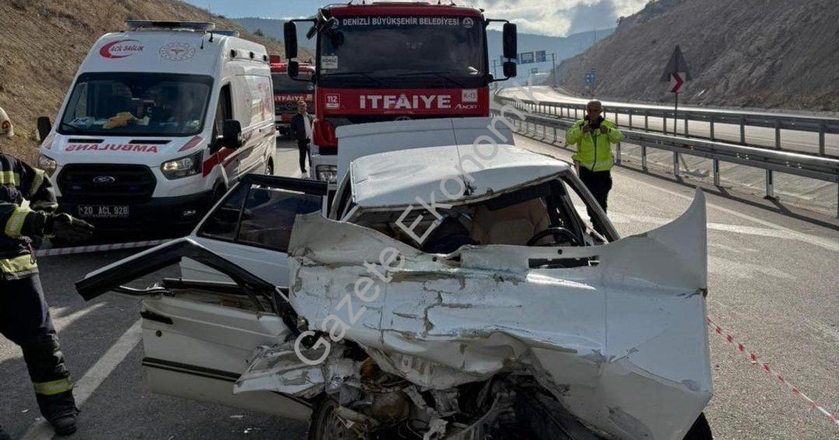 "Denizli Honaz Tüneli'nde Feci Kaza: Çifti Ölüm Ayırdı" başlıklı haber için fotorealistik, profesyon