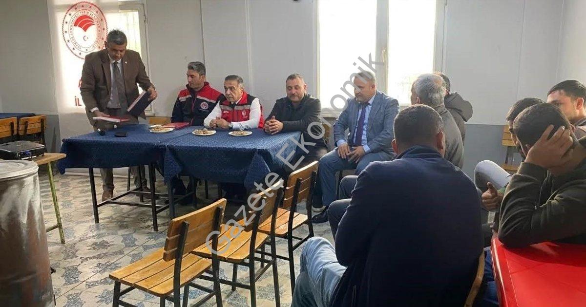 "Aydın’da Tarım Seferberliği: 17 İlçede Üreticilerle Eş Zamanlı Zirve" başlıklı haber için fotoreali