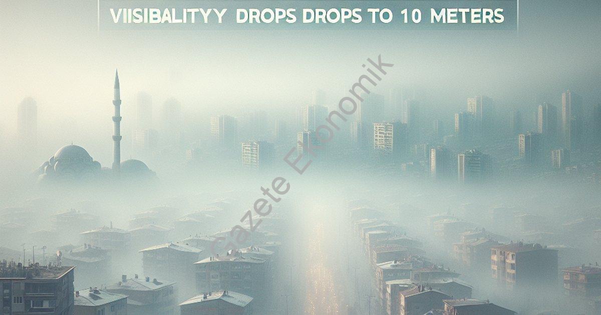 "Denizli'de Yoğun Sis Hayatı Felç Etti: Görüş Mesafesi 10 Metreye Düştü" başlıklı haber için fotorea